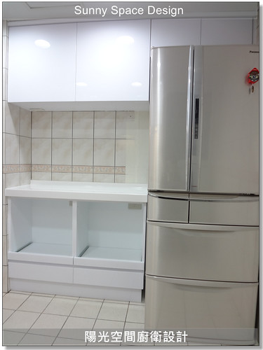 爐下BLUM大抽屜與暗抽收納