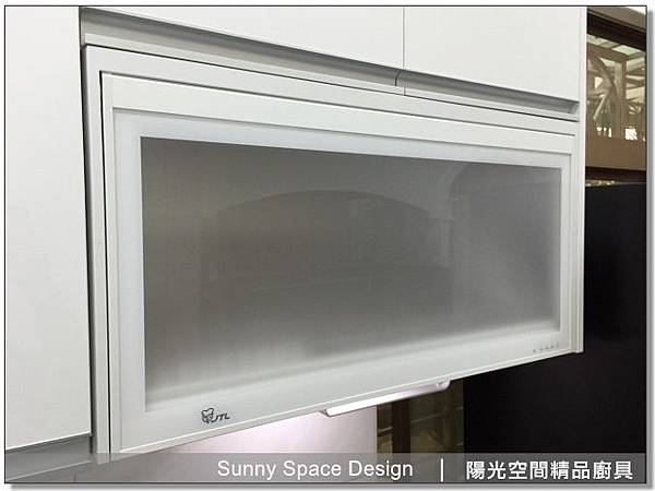 櫻花G-2522G瓦斯爐與黑色三星石檯面