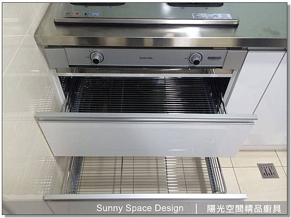 右側補光燈照明效果