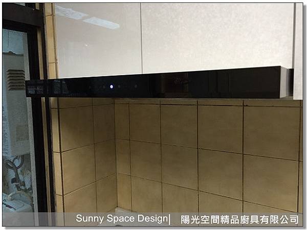 瓦斯考克補板與拉籃配置