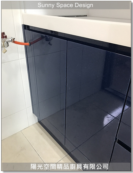 完工氛圍 廚房整體光線與動線展示