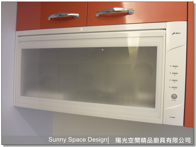 水槽區與淨水器配置