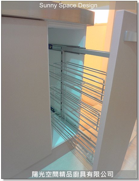 國產鋁抽與調味側拉架收納