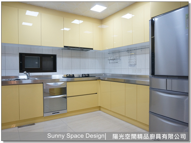 櫻花瓦斯爐與隱藏式抽油煙機