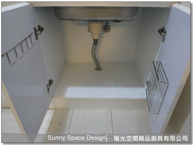 完工後明亮清爽的廚房氛圍