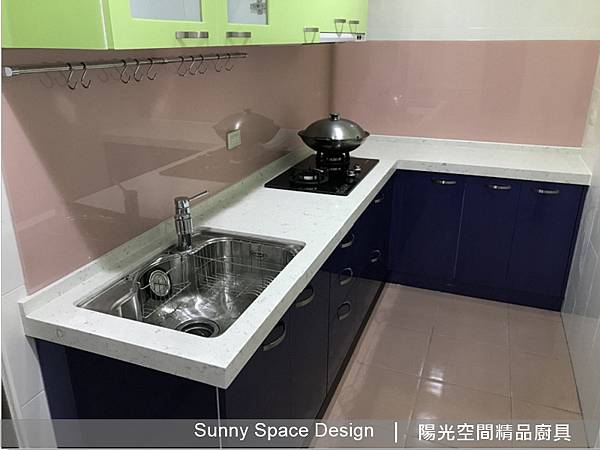 童趣配色上綠下藍水晶門板