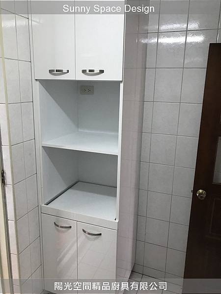 不鏽鋼海灣型水槽與鵝頸龍頭