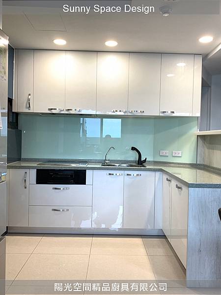 祝福業主一家人入住愉快