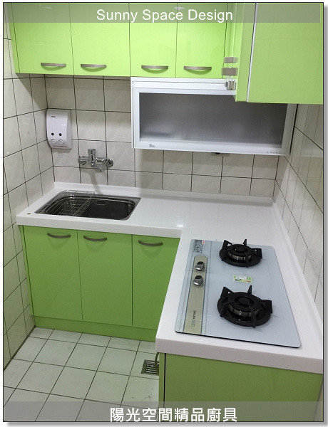汐止青森蘋果綠L型廚具完工全景