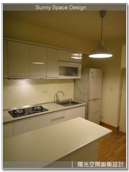 完工後溫馨充滿生活感的廚房