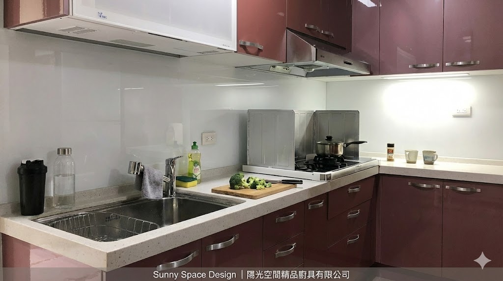 板橋金門街沉穩紅L型廚具完工照