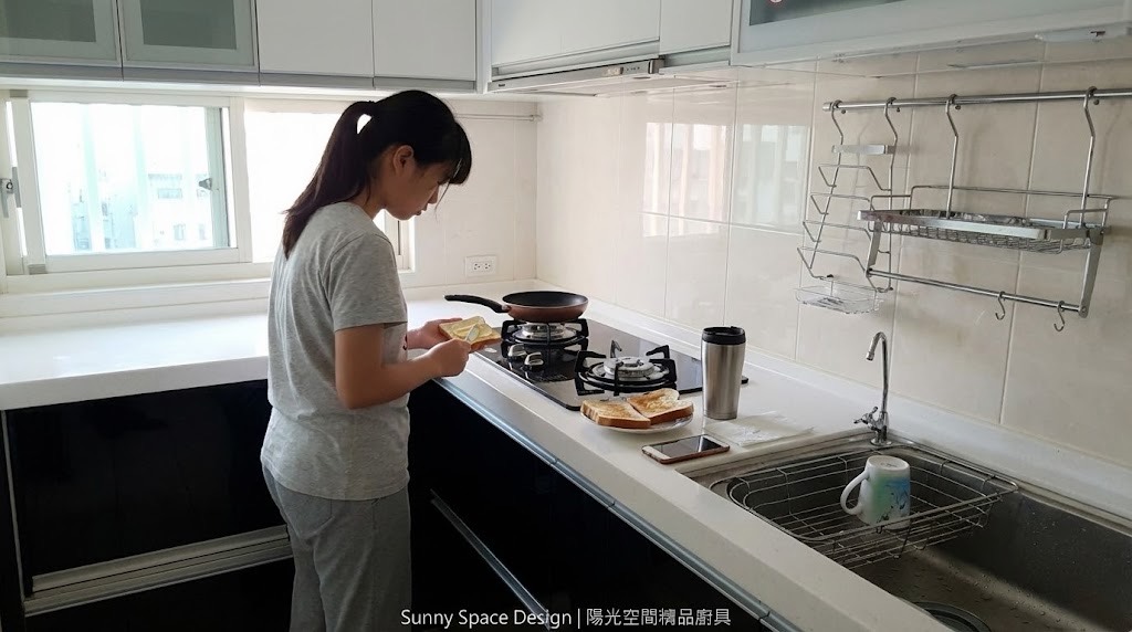 黑白結晶鋼烤廚具完工全景