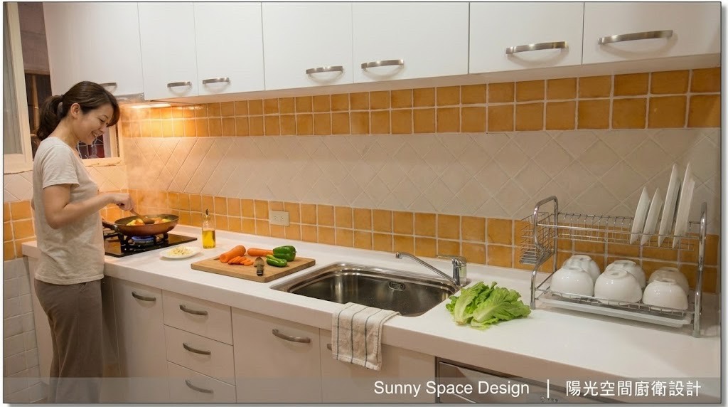 中壢中明路美式鄉村風廚具 × 全白水晶門板｜陽光空間精品廚具