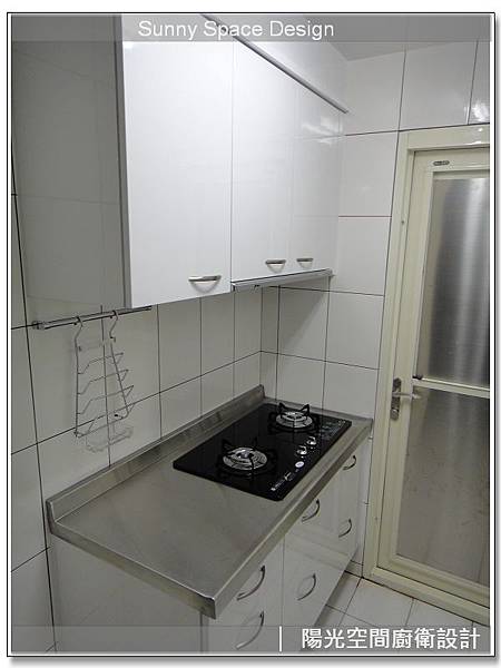 吊櫃封頂與整體一致性