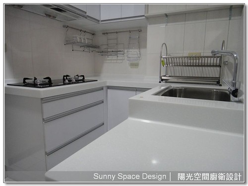 豪山排油煙機與上櫃收納