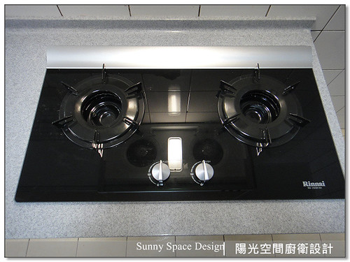 新莊後港一路木紋水晶廚具全景