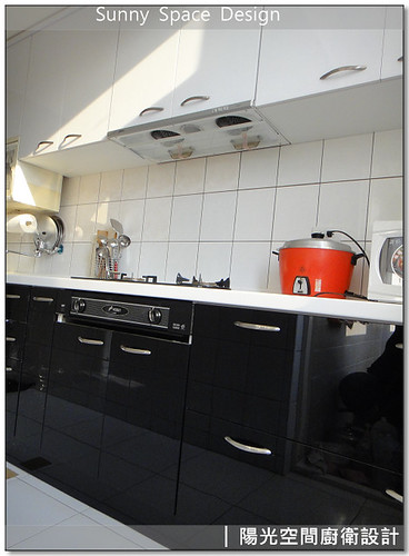 保留舊櫃體結構與新門板結合