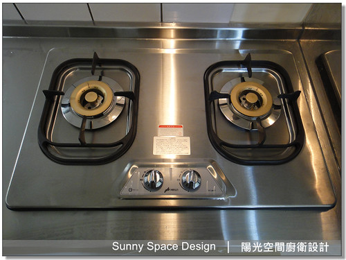 豪山烘碗機與上疊櫃收納