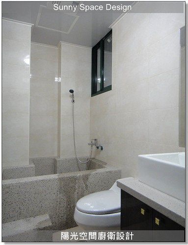 6cm厚人造石下層板置物空間