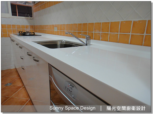 廚具與磚牆的完美銜接細節