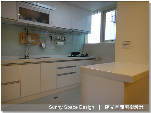 豪山雙口玻璃爐與隱藏式排油煙機