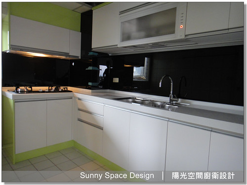 深坑深南路 L 型結晶鋼烤廚具全景