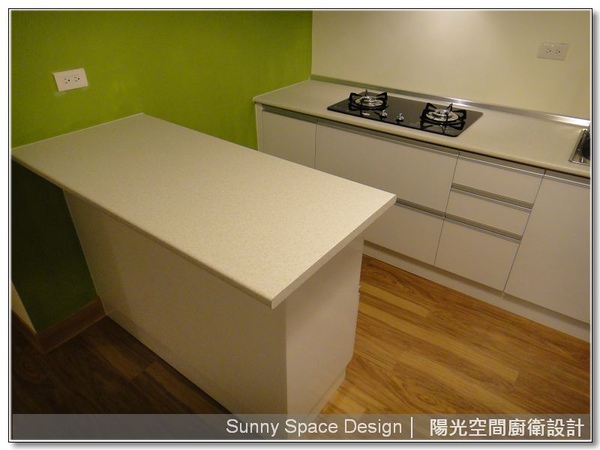 瑋俊單水槽與BOSS鵝頸龍頭