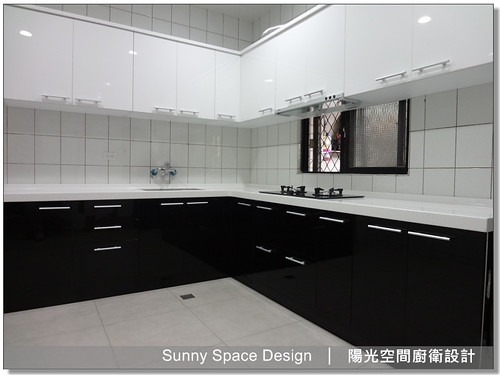 JT-1880 隱藏式抽油煙機與上櫃整合