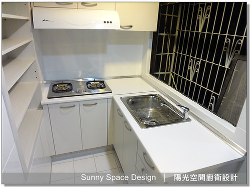 美耐板檯面與豪山瓦斯爐組合