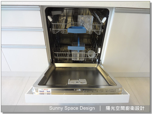 BEST 旋風烤箱與 BOSCH 洗碗機嵌入實景