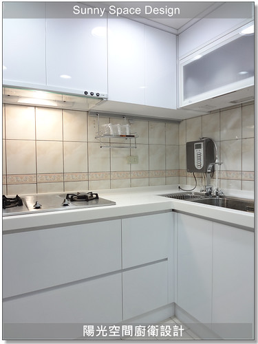 雙槽水槽與立式龍頭