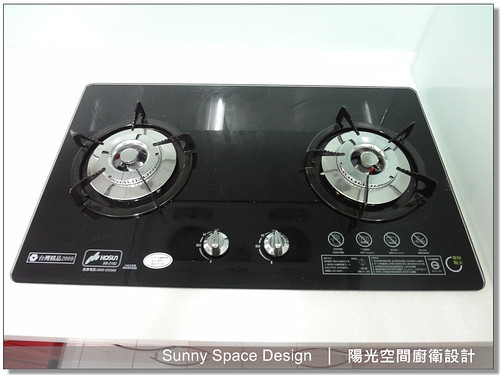 櫻花烘碗機與上櫃收納