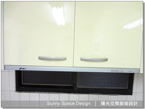 台北民生東路L型美耐板廚房全景