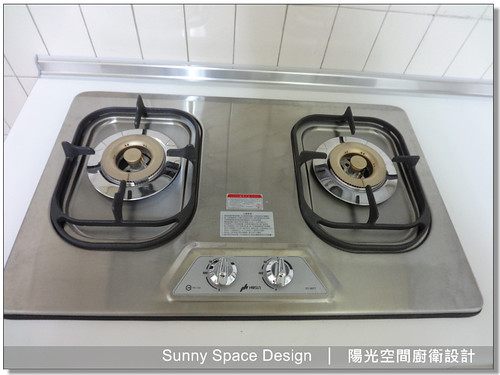 豪山雙口爐與美耐板檯面特寫