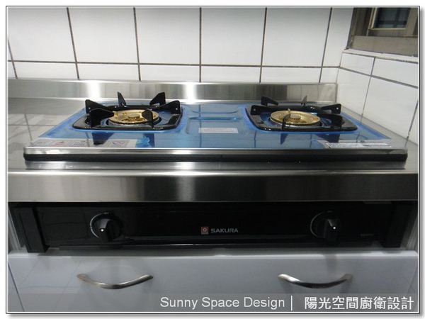 三層小側拉籃與舊機沿用配置