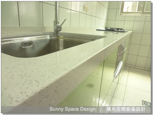 電器櫃三格配置與烤箱安裝