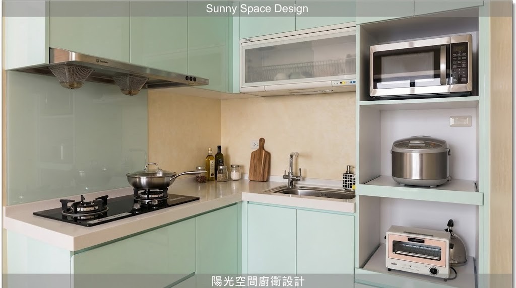 新莊 L 型 177×193cm 淡綠色水晶門板小夫妻廚房｜陽光空間精品廚具