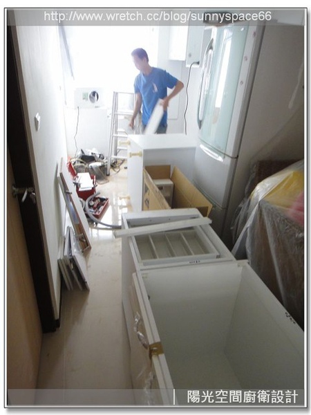 上櫃遮蔽排煙管設計