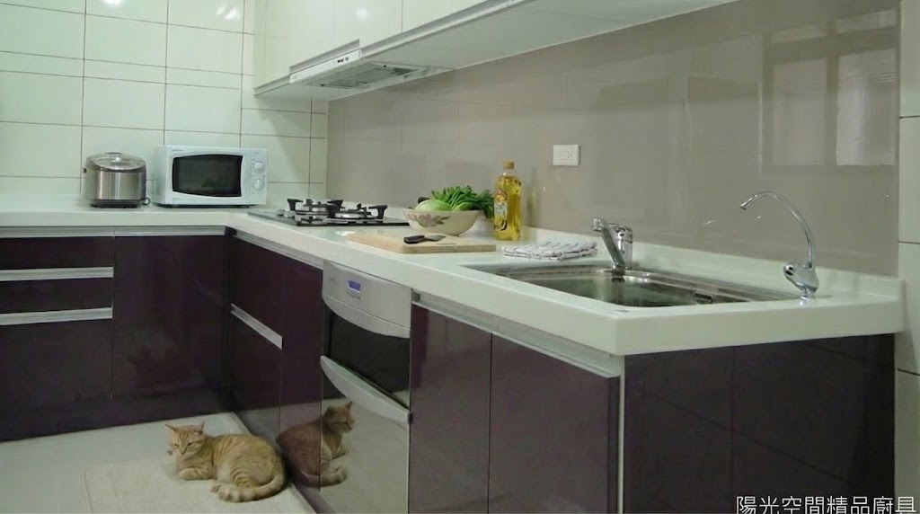 土城慶利街上白下紫廚具設計 × 櫻花三機 × 水晶門板｜陽光空間精品廚具