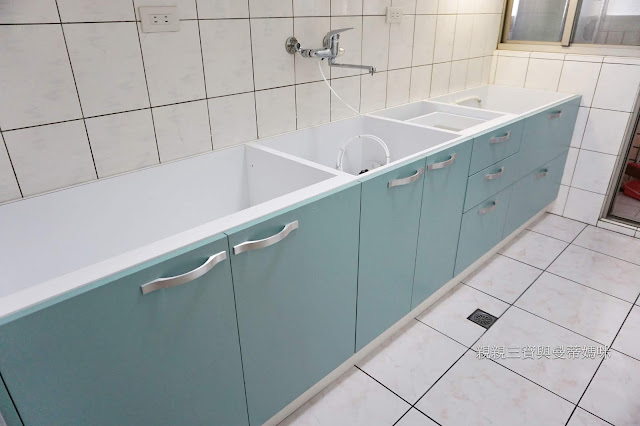 隱藏式排煙管遮蔽設計