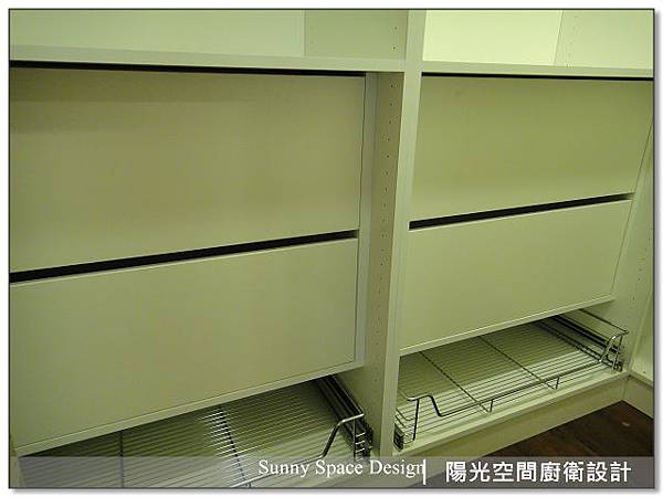 德國V313板材系統櫃細節