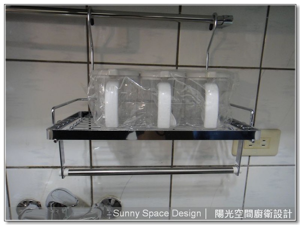 BOSS壁式龍頭D-368與水槽