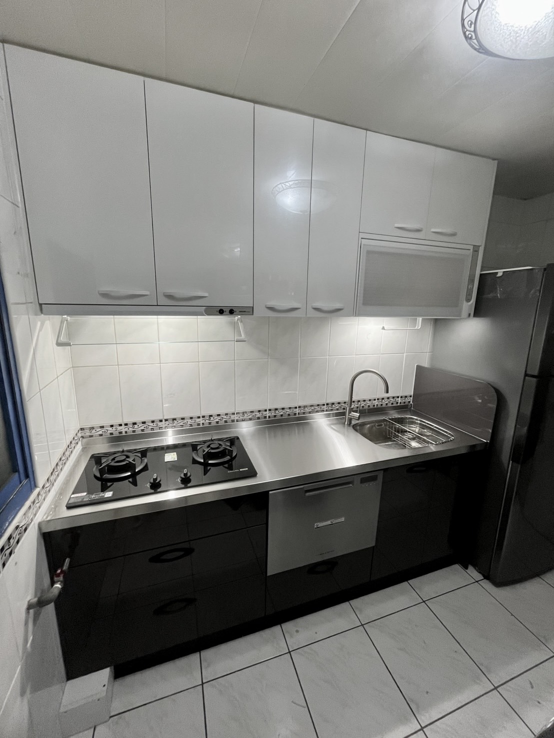 洗碗機內部容量展示