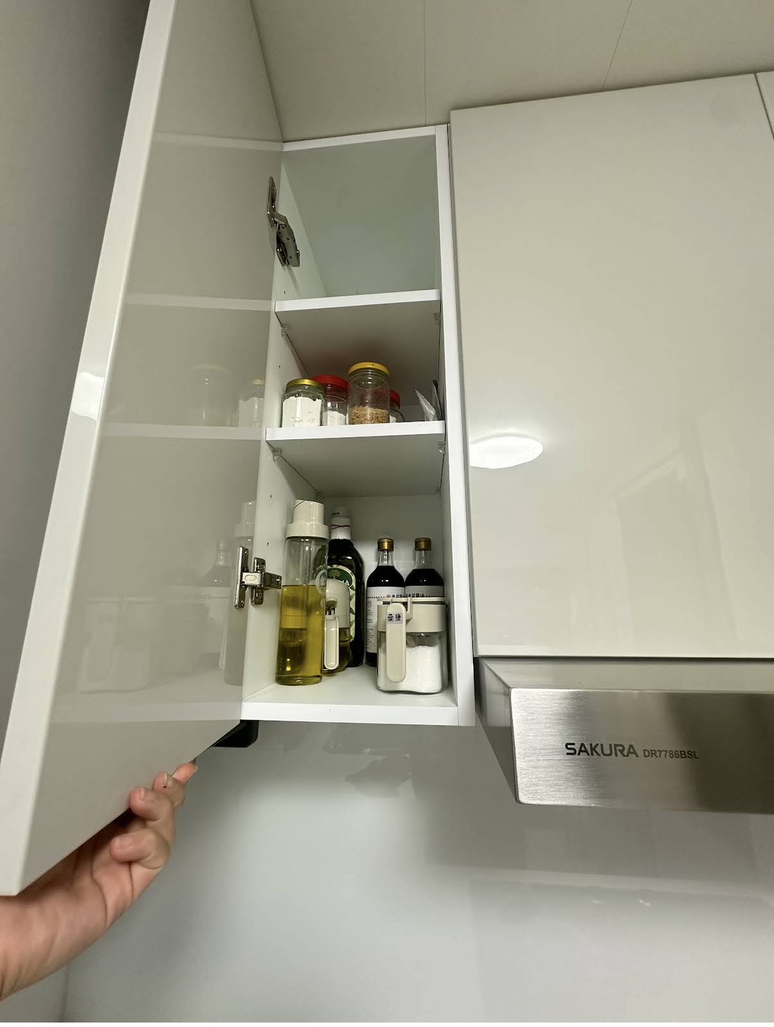 板橋龍興街 L 型廚房 完工細節 收納五金