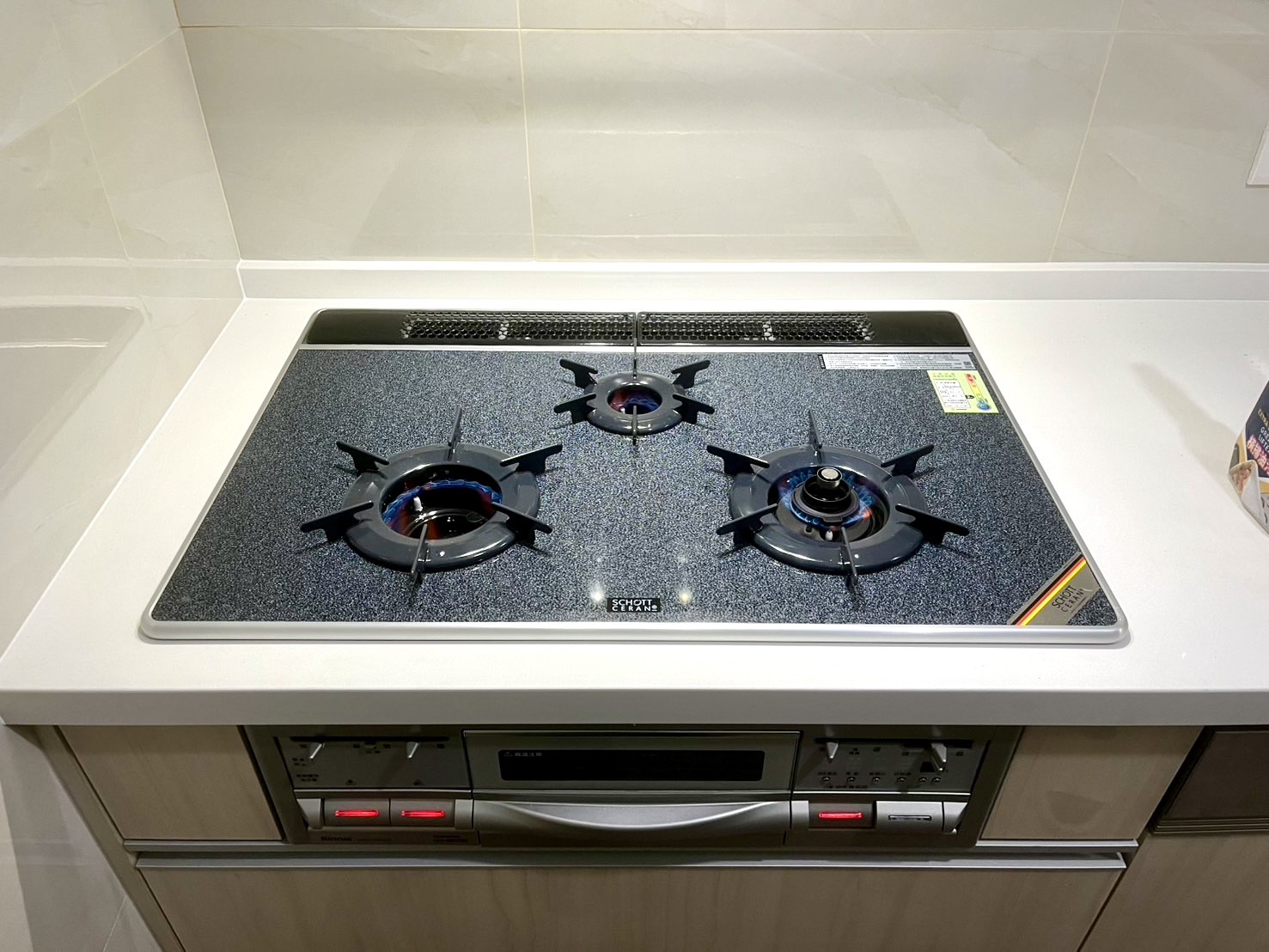 L型轉角處檯面接合