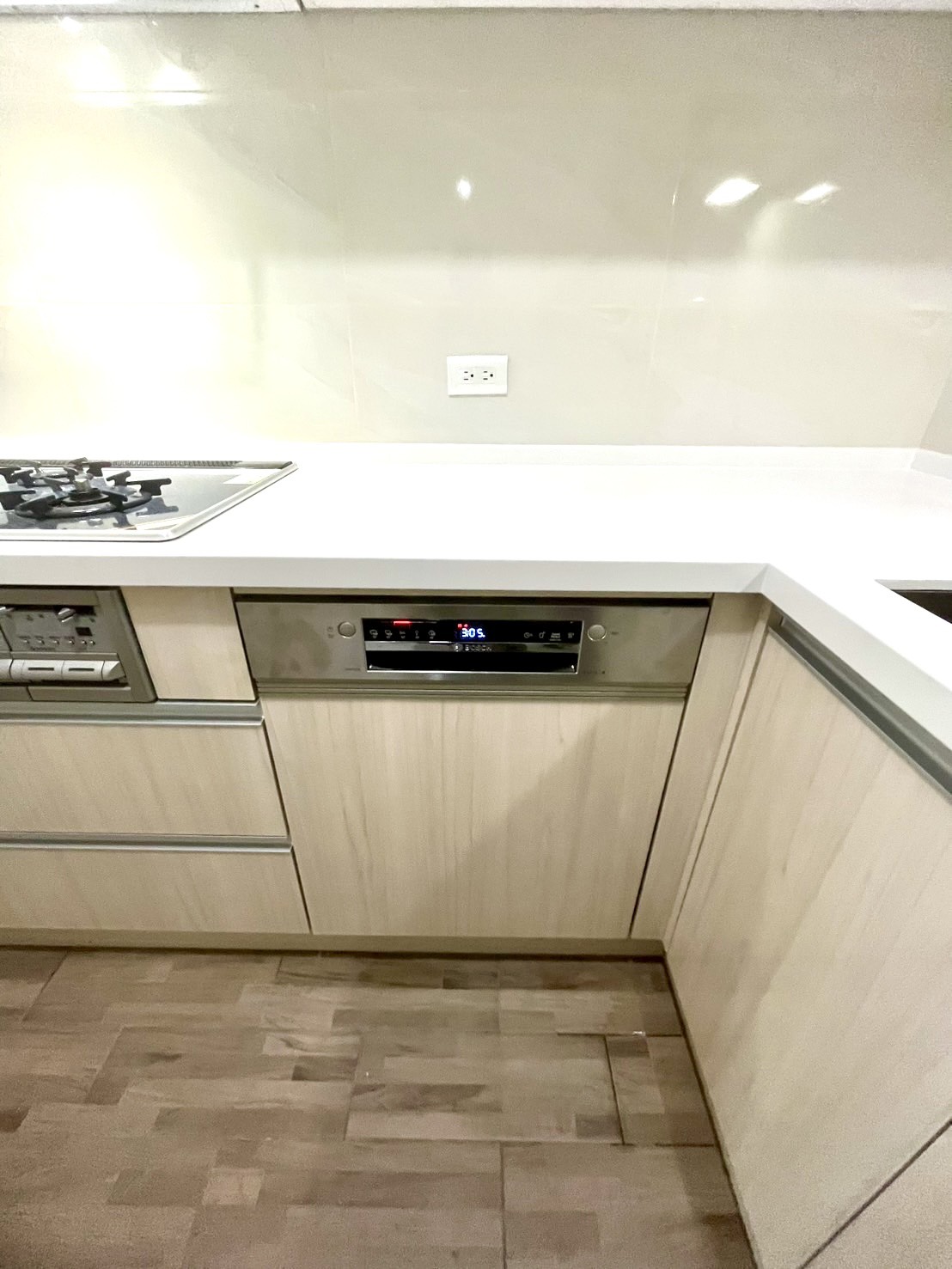 BOSCH半嵌式洗碗機安裝實景